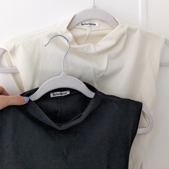 SOLD Reformation Lindy Top Bundle XS Black and Ivory EUC like-new - Picture 3 of 4